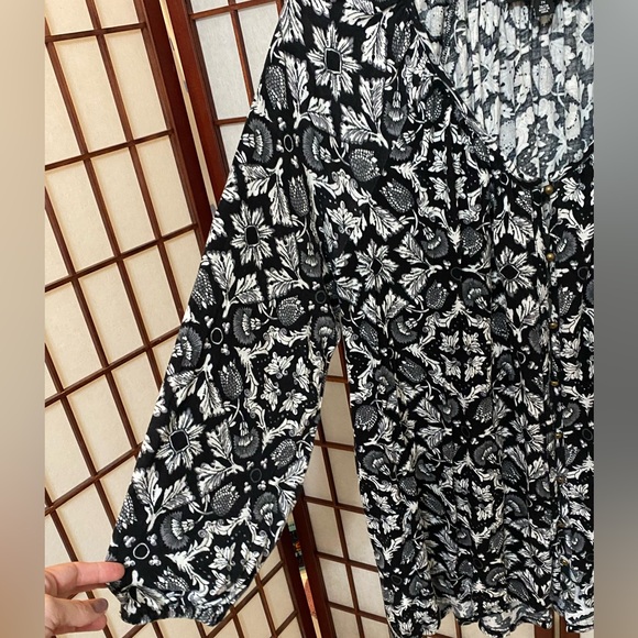 (S6) Chelsea Studios 2X (26/28) Boho V-Neck Button-Down Tunic - Picture 4 of 10